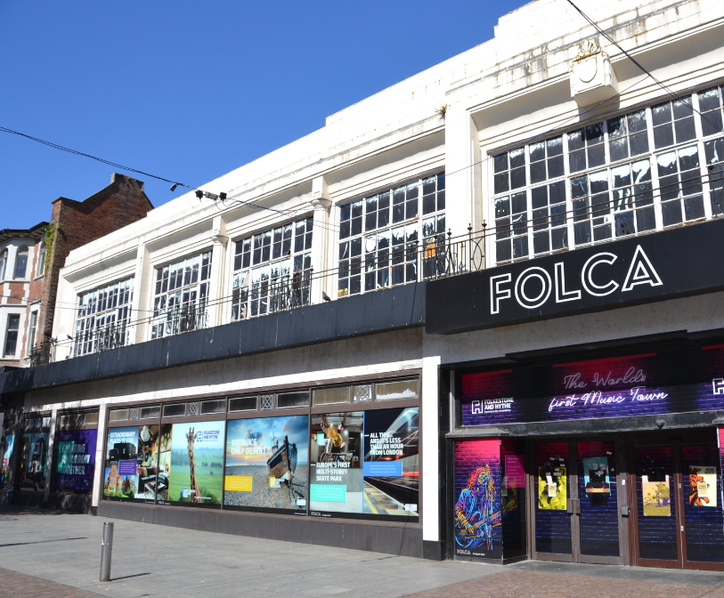 A wide shot of Folca, with Folca 2 (art deco) in focus with Folca 1 in the background.